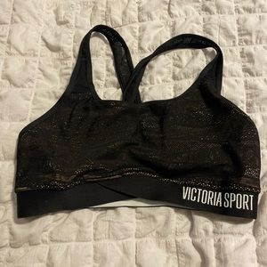 Victoria Sport medium sports bra